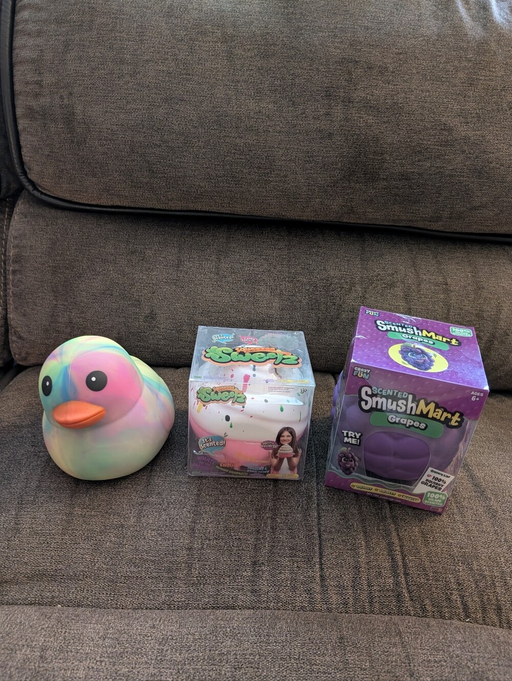 Smushmart Scented Grapes, Squeeezy Scented Cupcake And Tye-Dye Duck.